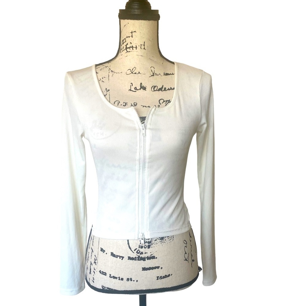 SHEIN White Long Sleeve Zip UP Crop Top